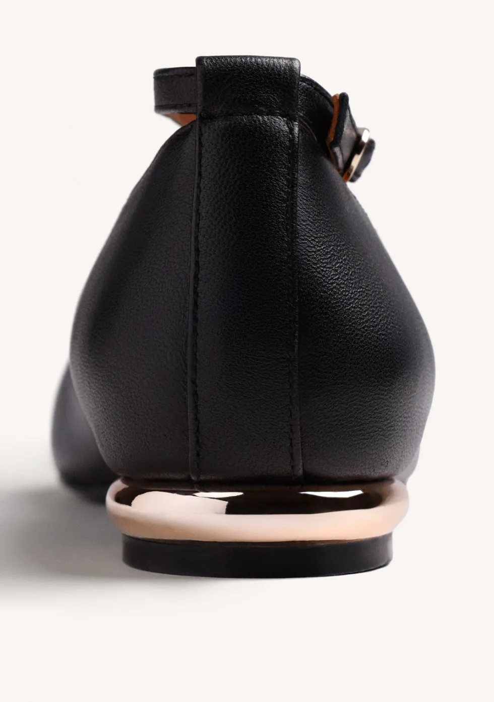 BAILARINAS NEGRO PIEL TACHAS