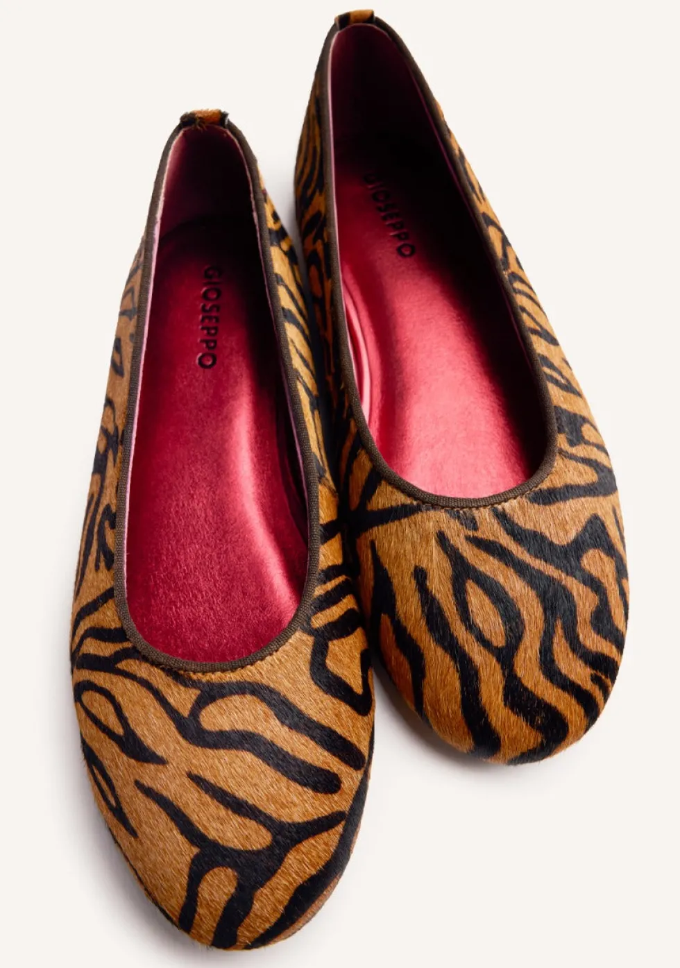 BAILARINAS PIEL ESTAMPADO ANIMAL CHOKIO