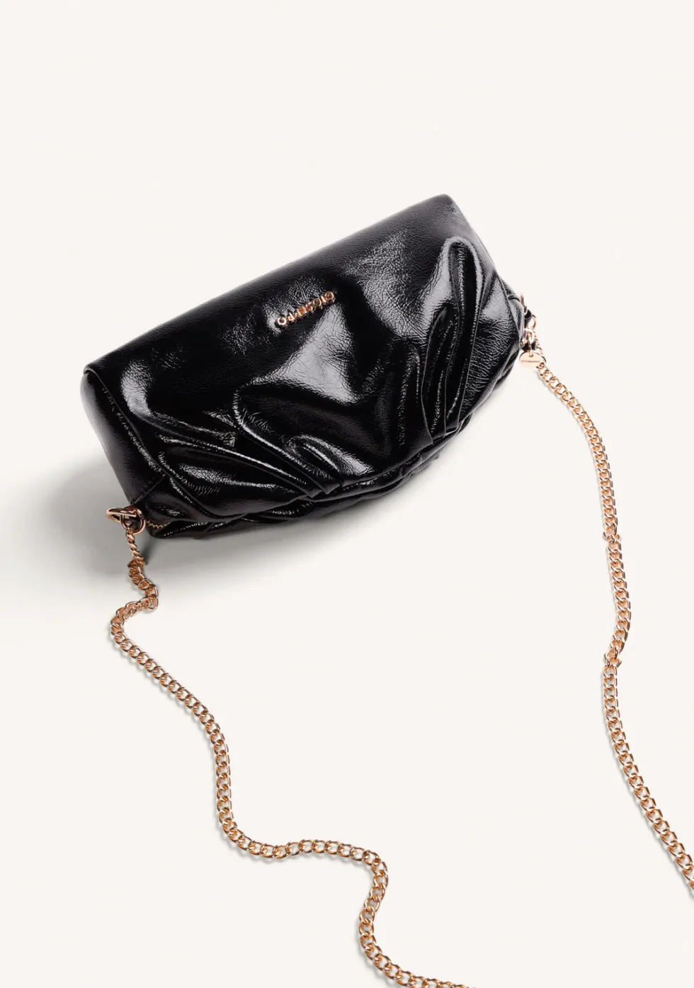 BOLSO BANDOLERA NEGRO EFECTO ARRUGADO
