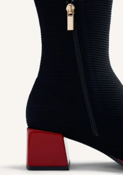BOTAS ALTAS ELÁSTICAS NEGRO