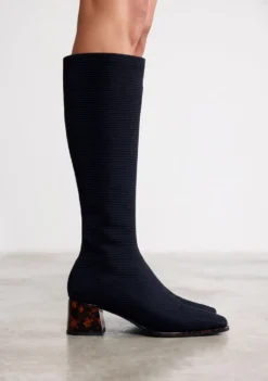 BOTAS ALTAS NEGRO ELÁSTICAS
