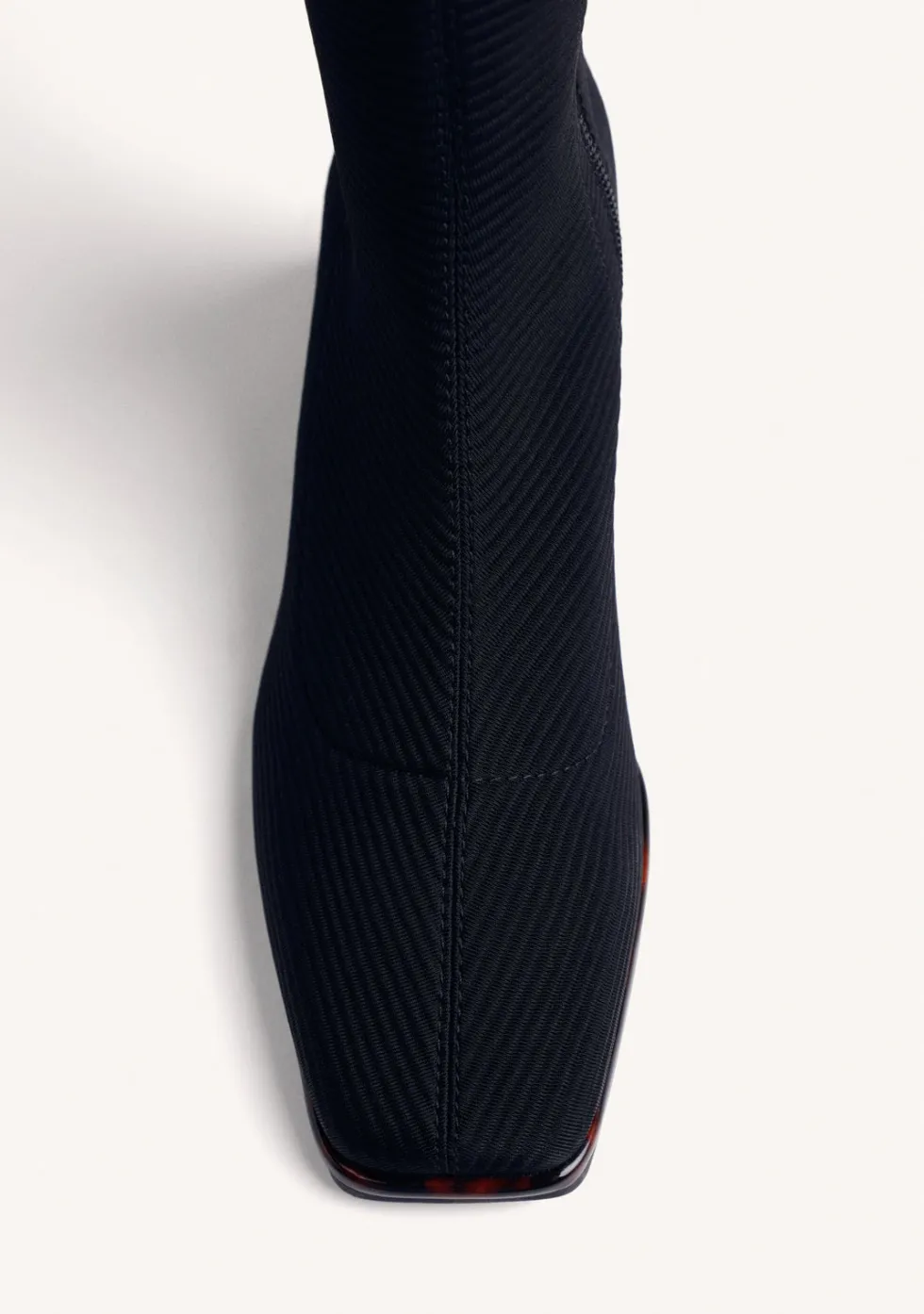 BOTAS ALTAS NEGRO ELÁSTICAS