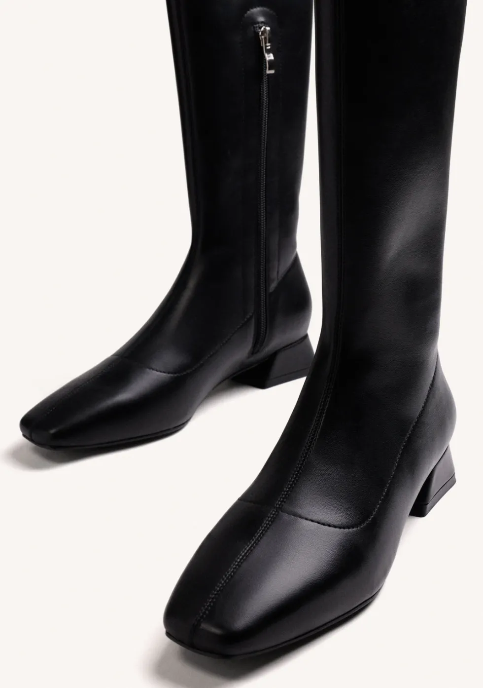 BOTAS ALTAS NEGRO ELÁSTICAS
