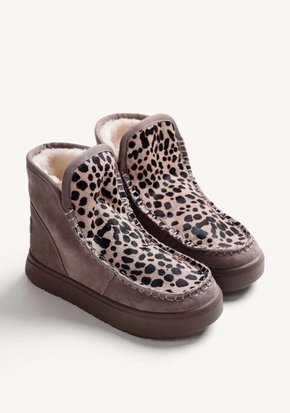BOTAS AUSTRALIANAS TAUPE PIEL ESTAMPADO ANIMAL