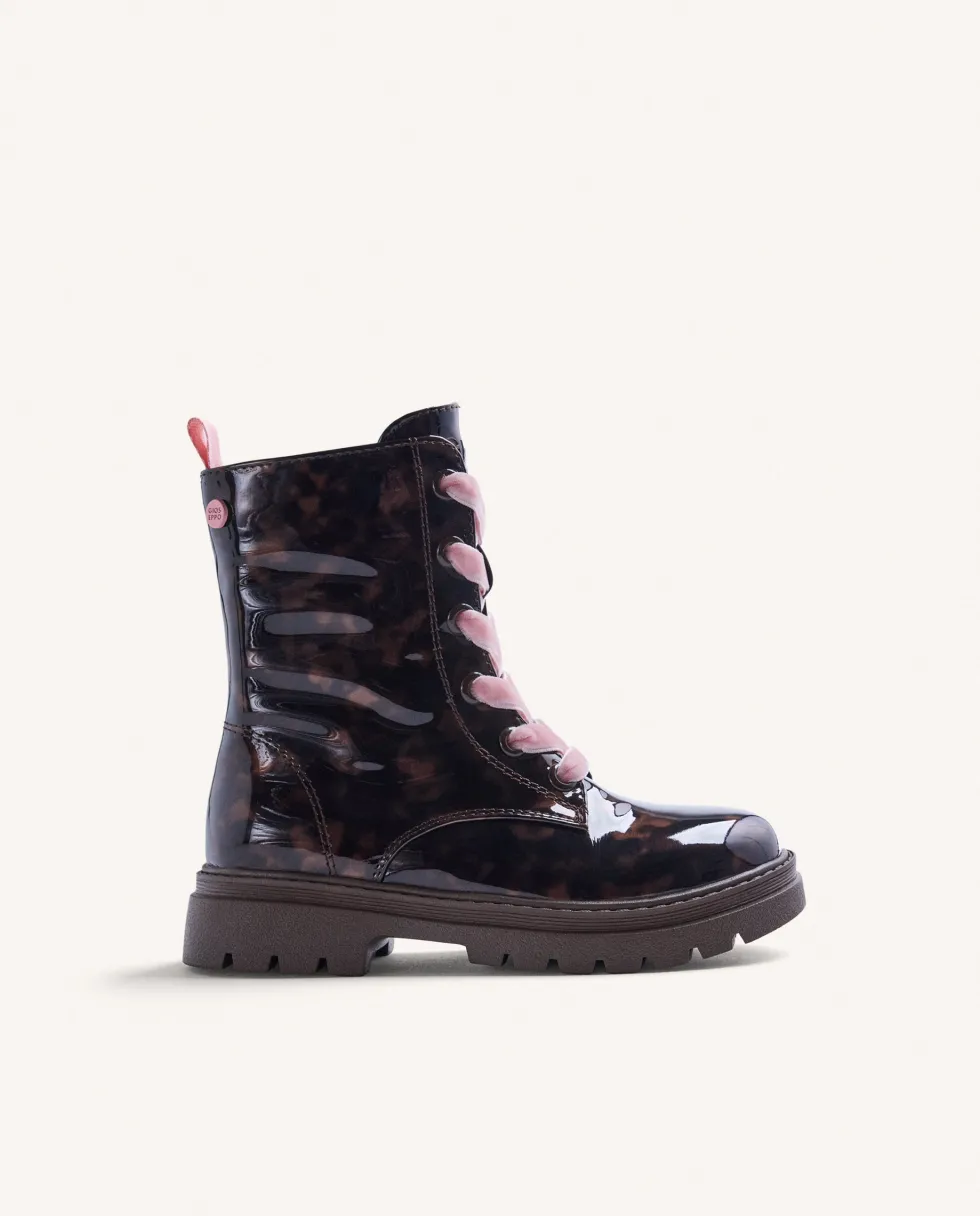 BOTAS MARRÓN CORDONES