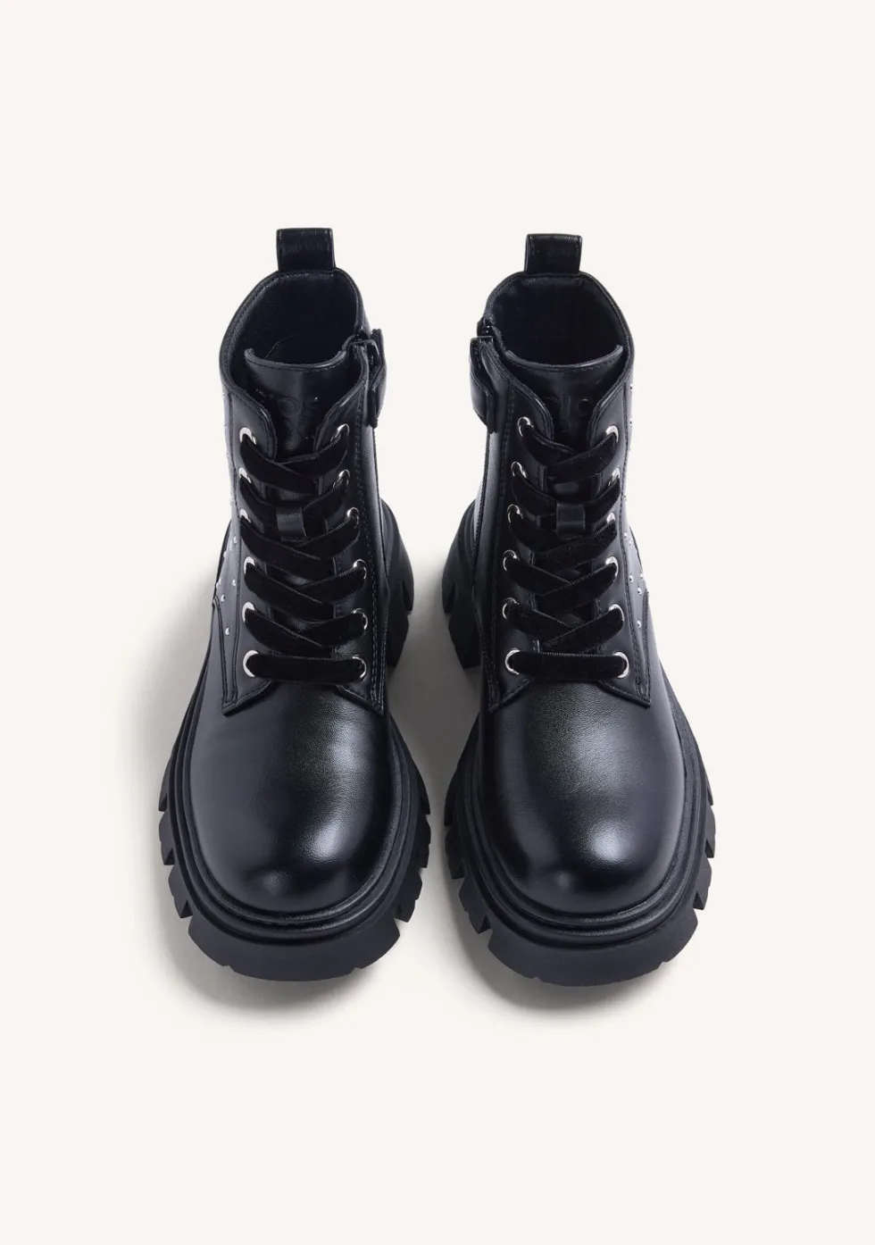 BOTAS NEGRO TACHAS