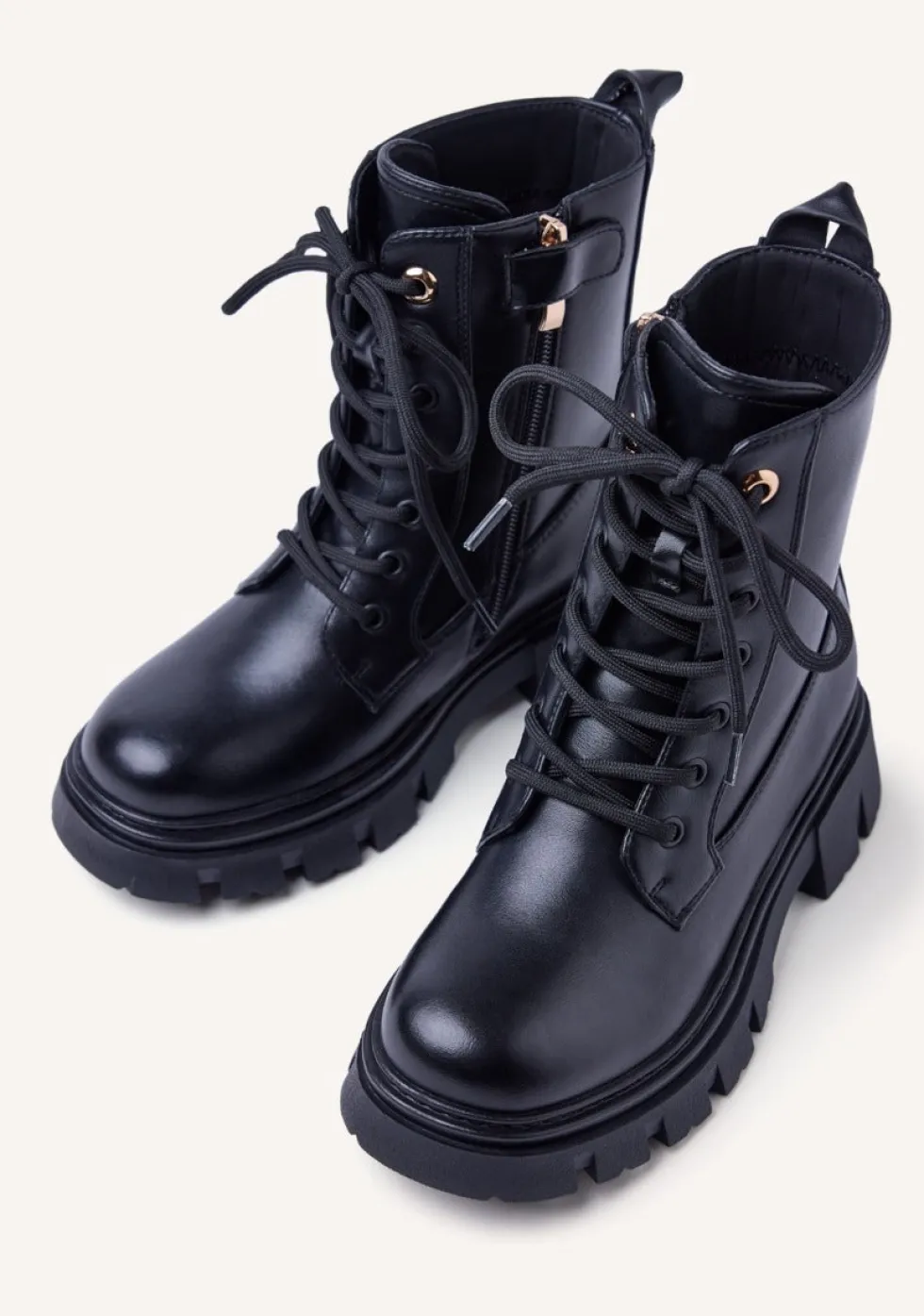 BOTAS OLLADOS IHLEN