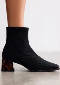 BOTINES ELÁSTICOS NEGRO