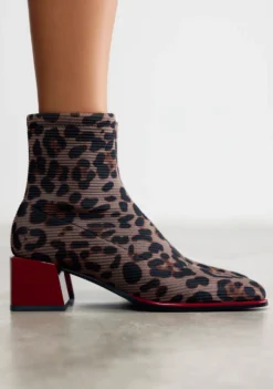 BOTINES ESTAMPADO ANIMAL ELÁSTICOS