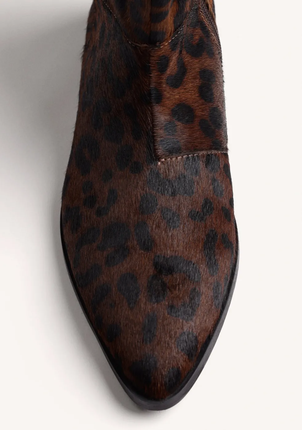 BOTINES ESTAMPADO ANIMAL PIEL
