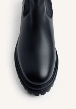 BOTINES NEGRO PIEL TACHAS
