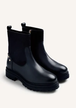 BOTINES NEGRO PIEL TACHAS
