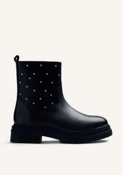 BOTINES NEGRO PIEL TACHAS