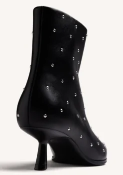 BOTINES NEGRO TACHAS KITTEN
