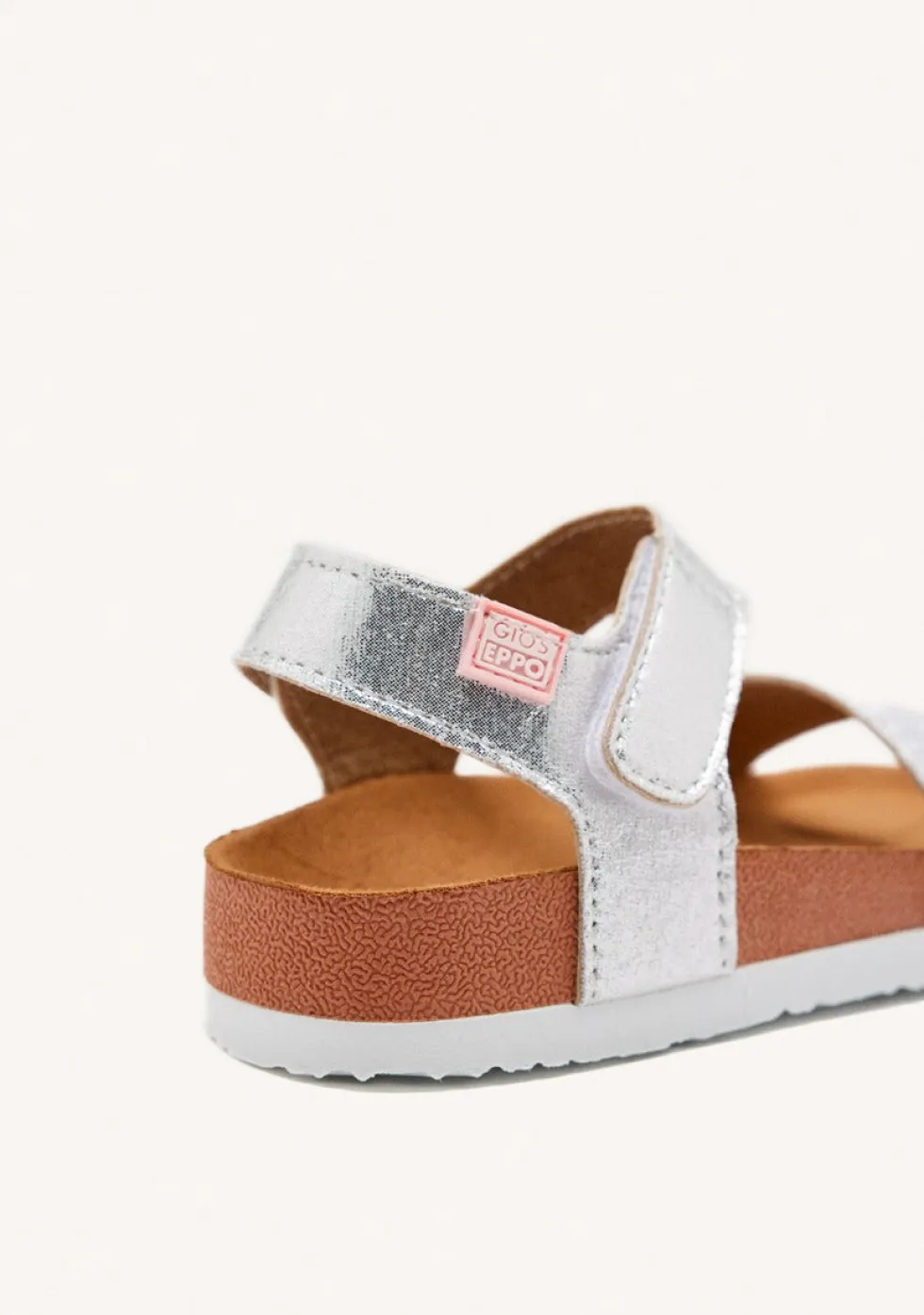 CHANCLAS DE SUELA BIO EN PLATA NIÑA MOERS