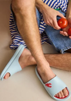 CHANCLAS TIPO PALA ESTAMPADO LANGOSTAS KONDOA