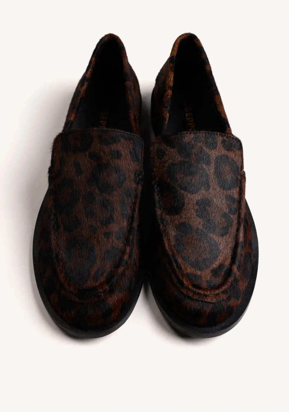 MOCASINES ESTAMPADO ANIMAL PIEL