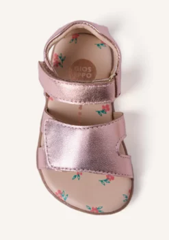 SANDALIAS BAREFOOT PIEL BRILLO ILAGAN
