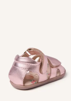 SANDALIAS BAREFOOT PIEL BRILLO ILAGAN