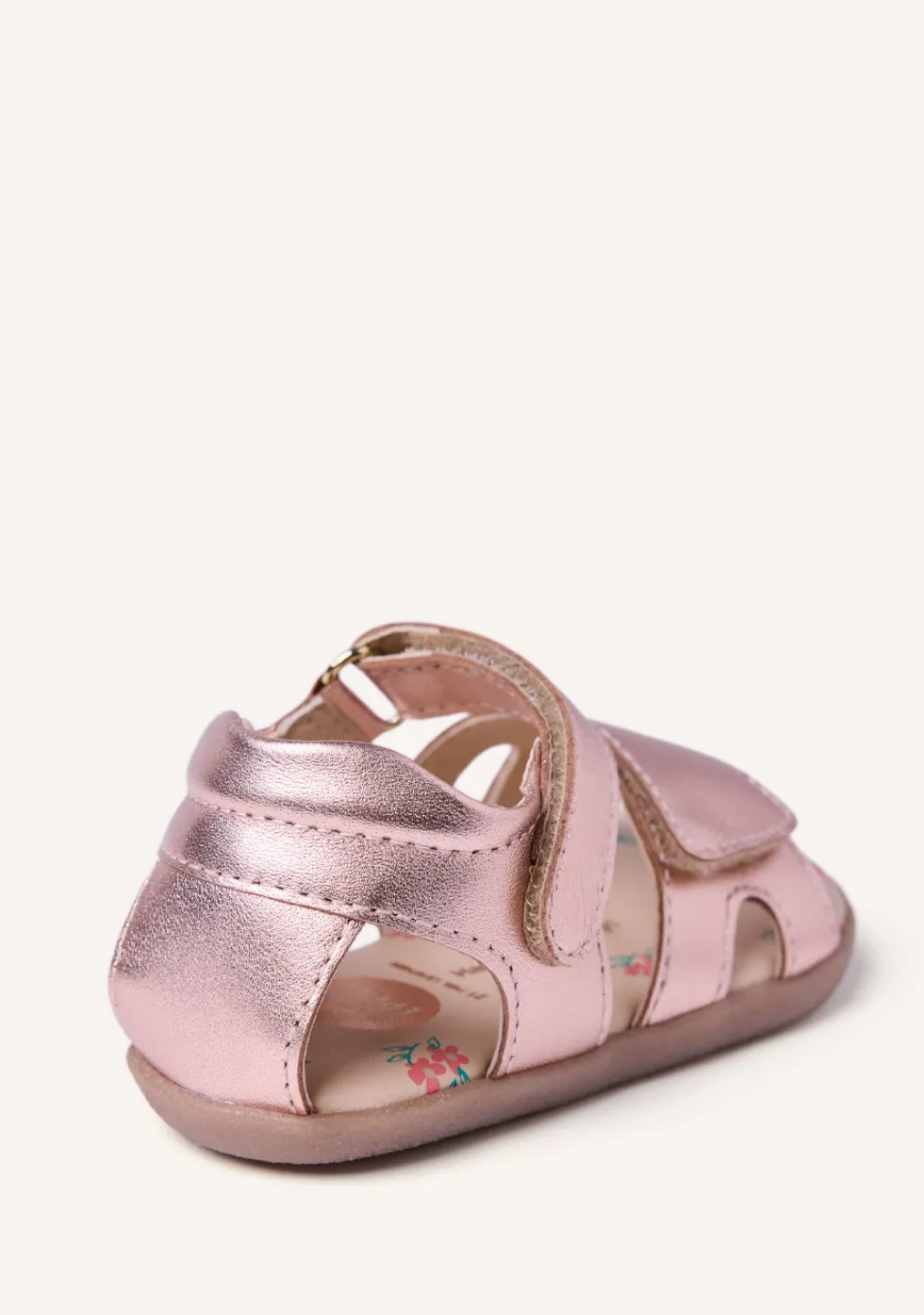 SANDALIAS BAREFOOT PIEL BRILLO ILAGAN