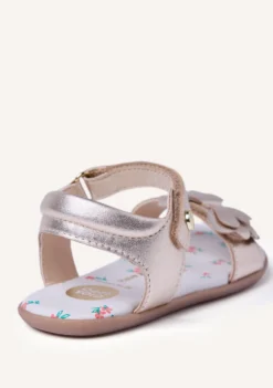 SANDALIAS BAREFOOT PIEL BRILLO Y MARIPOSA SLITE