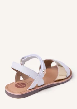 SANDALIAS PIEL BRILLO AWENDO