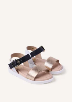SANDALIAS PIEL BRILLO ONGATA