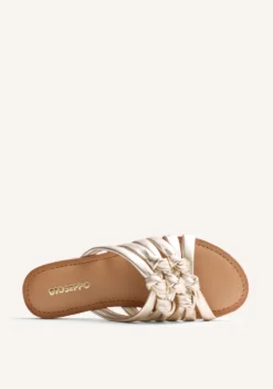 SANDALIAS PIEL BRILLO Y NUDOS CALBAYOG