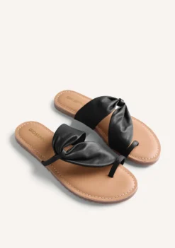 SANDALIAS PIEL KISERIAN