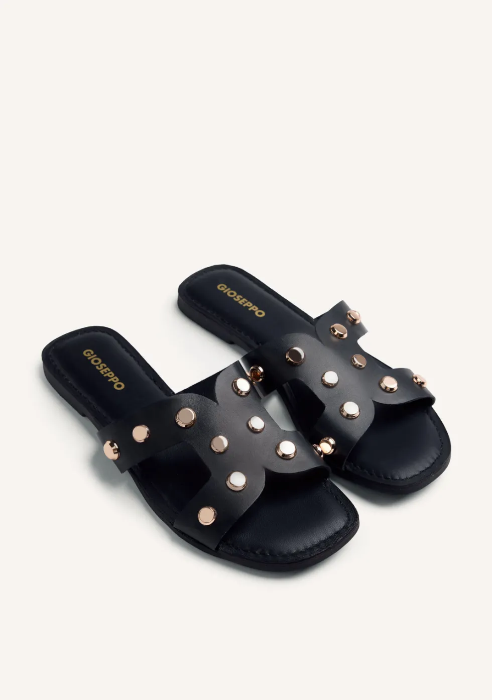 SANDALIAS PIEL TACHAS MILLSTON