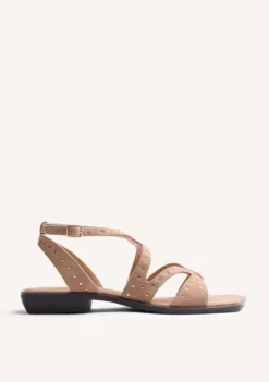 SANDALIAS PIEL TACHAS URBANK