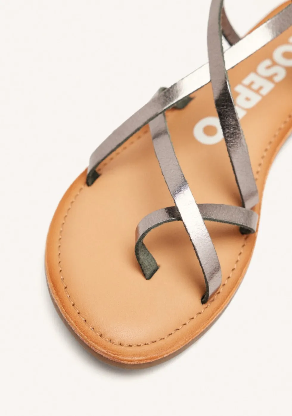 SANDALIAS PIEL TIRAS LUSSAT