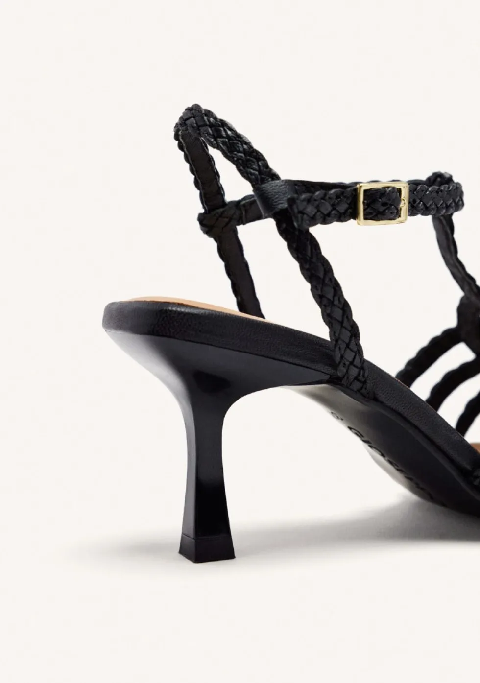 SANDALIAS PIEL TRENZADA