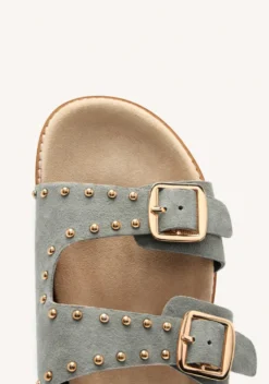 SANDALIAS TACHAS PIEL STELLA