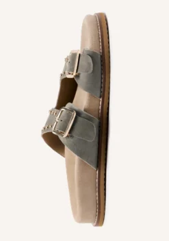 SANDALIAS TACHAS PIEL STELLA