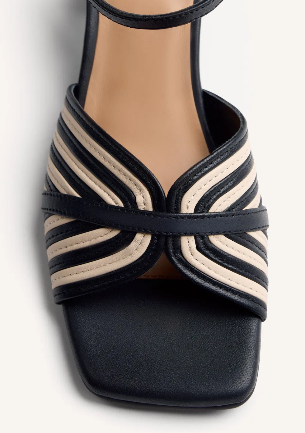 SANDALIAS TACÓN PIEL RAYAS THORNTON