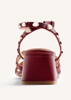 SANDALIAS TACÓN PIEL TACHAS KASULU
