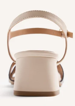 SANDALIAS TACÓN PIEL Y TACHAS BAIS