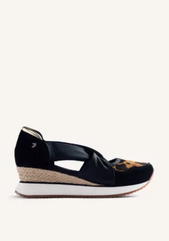 ZAPATILLAS ABIERTAS PIEL CUÑA ESTAMPADO ANIMAL GAPAN