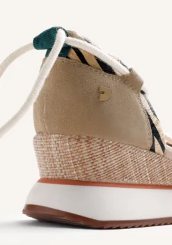 ZAPATILLAS ABIERTAS PIEL CUÑA ESTAMPADO ANIMAL ABUYA