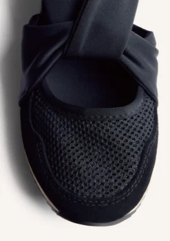 ZAPATILLAS ABIERTAS PIEL Y REJILLA CUÑA TUHELJ