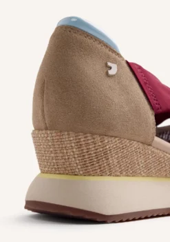 ZAPATILLAS ABIERTAS PIEL Y REJILLA CUÑA SAGAY