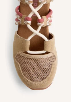 ZAPATILLAS ABIERTAS PIEL Y REJILLA CUÑA RONGAI