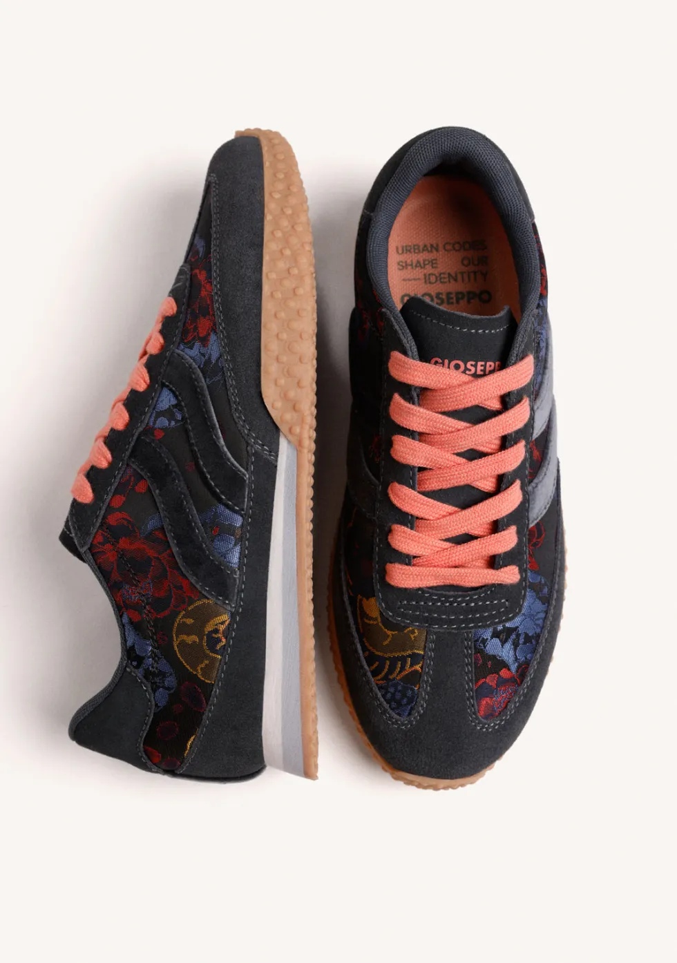ZAPATILLAS AZUL PIEL Y SATÉN FLORES