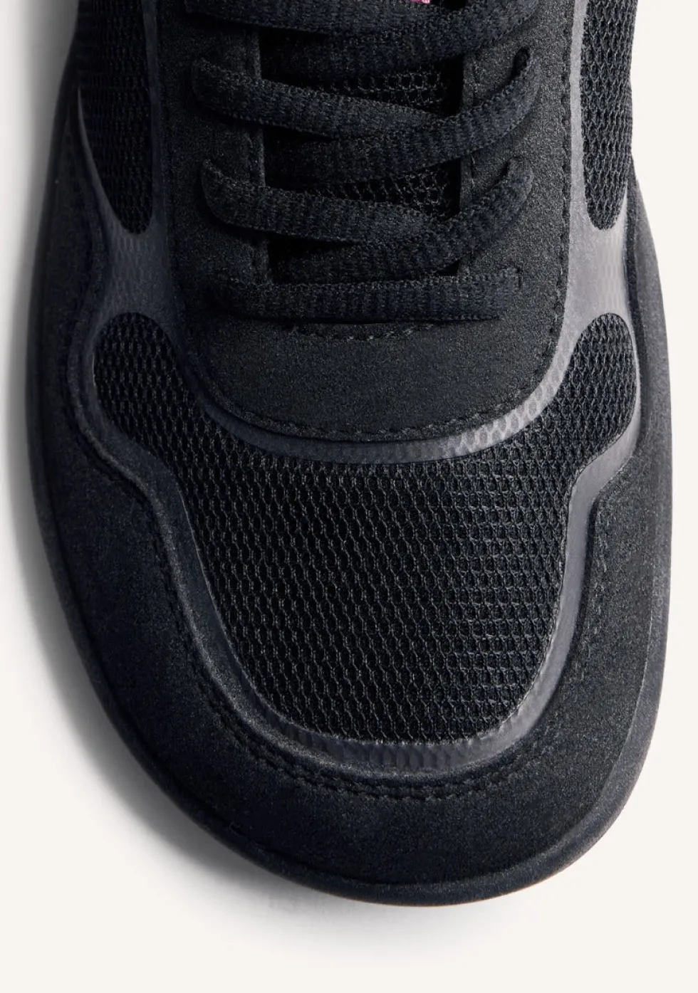 ZAPATILLAS BAREFOOT REJILLA LEOTA
