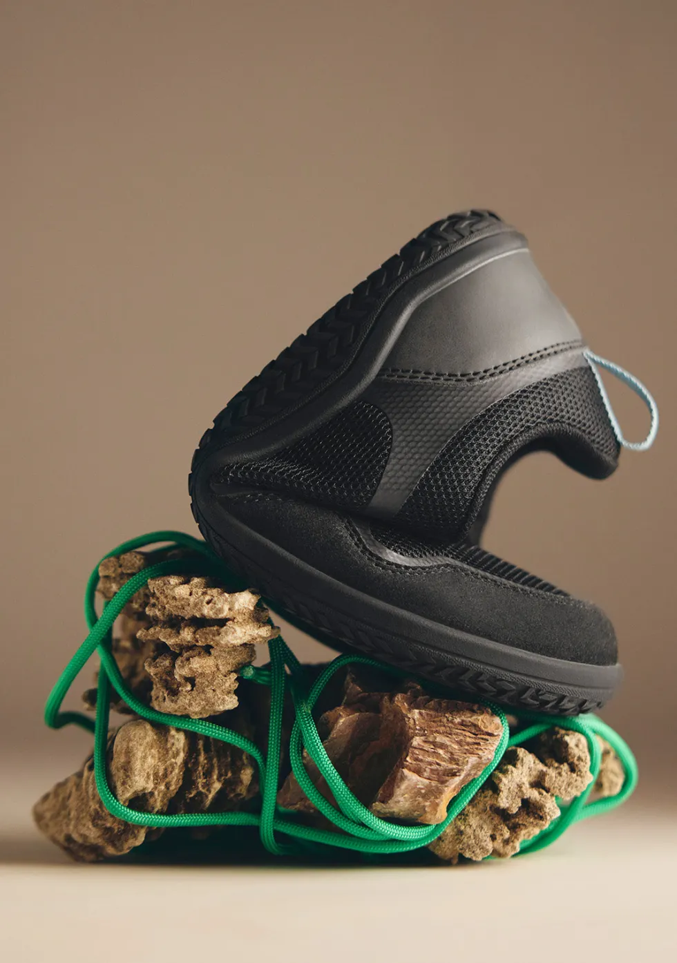 ZAPATILLAS BAREFOOT REJILLA LEOTA