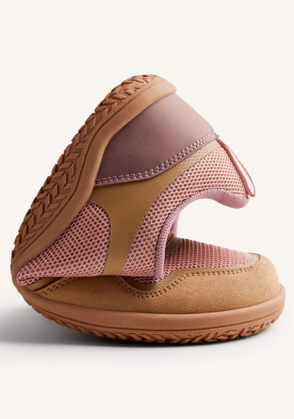 ZAPATILLAS BAREFOOT REJILLA LEOTA