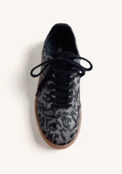 ZAPATILLAS ESTAMPADO ANIMAL PIEL