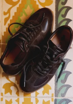 ZAPATILLAS MARRÓN PIEL