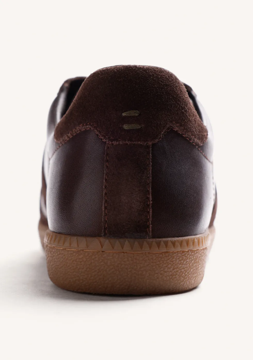 ZAPATILLAS MARRÓN PIEL